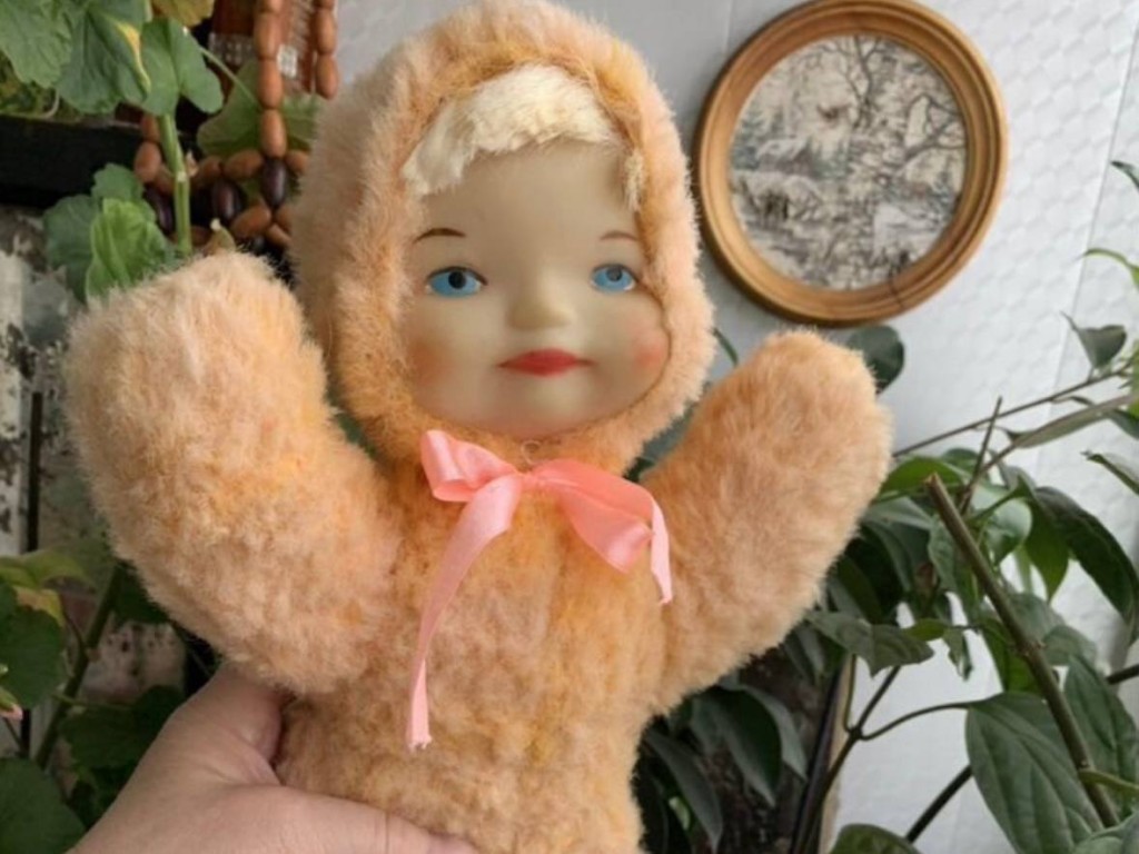 Позитивный привет Лабубу из СССР: в Солнечногорске продают уникальную куклу с историей