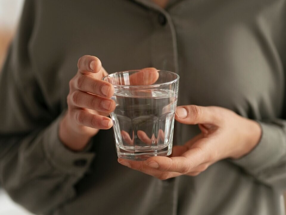 Аэропортам посоветовали предоставлять пассажирам бесплатную питьевую воду