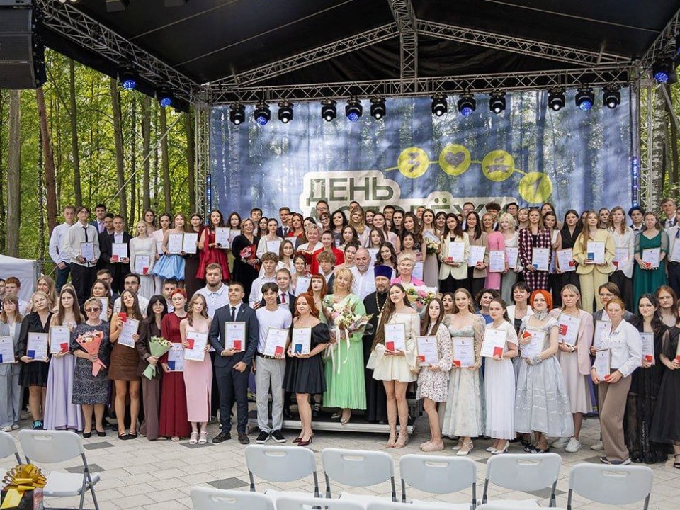 Почти каждый третий электростальский выпускник стал медалистом