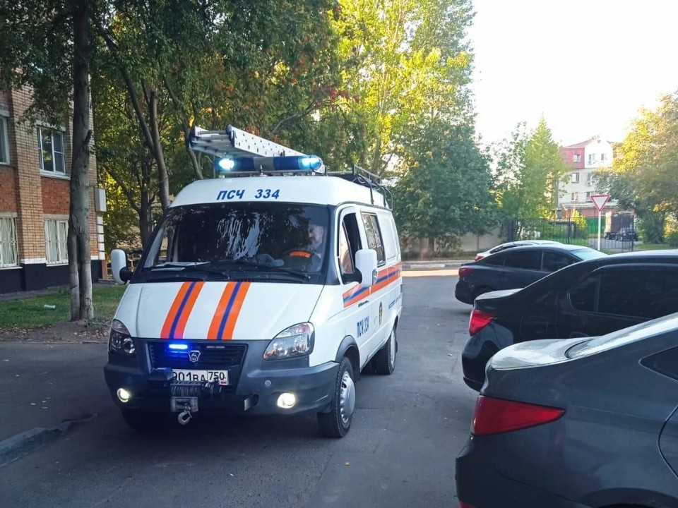 Пенсионерке из Ступина помогли попасть в запертую квартиру