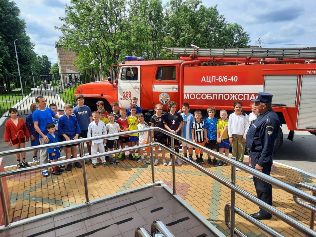 От школ до торговых центров: в Ступине прошли масштабные учения по эвакуации людей