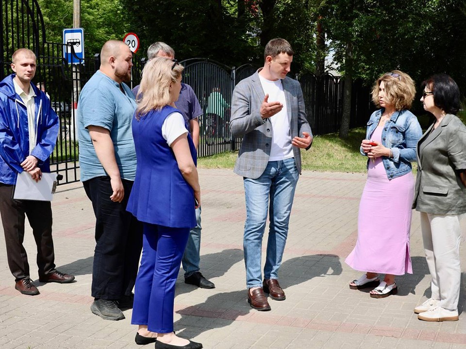 Глава Павлово-Посадского округа провел проверку состояния общественных и дворовых территорий