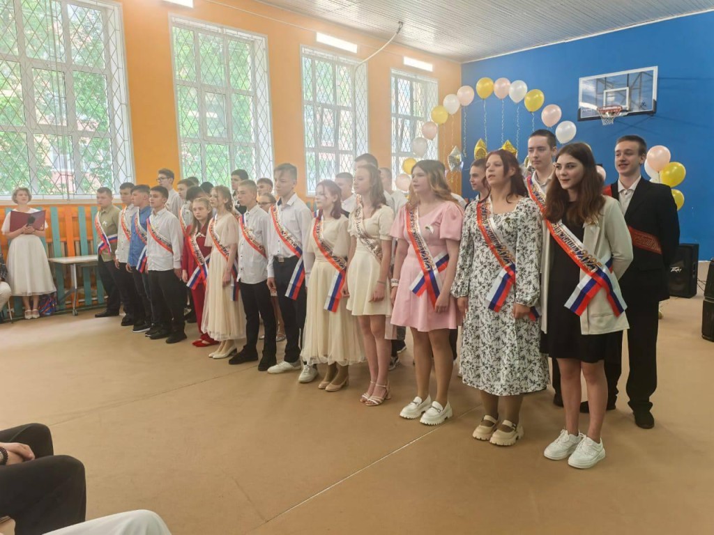В Богородском округе прошли выпускные для сотен учеников