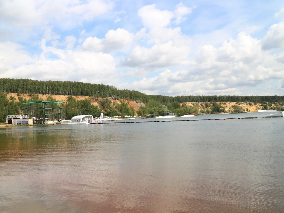 Городской пляж с возможностью купания организуют на Дзержинском карьере