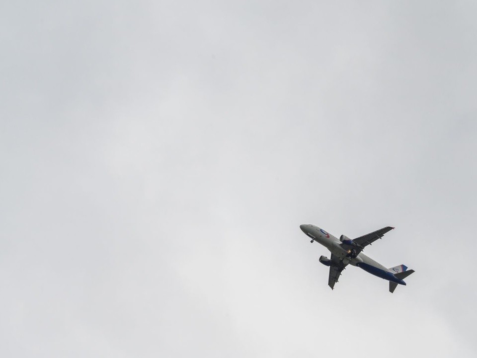 Пассажирский Boeing экстренно вернулся в аэропорт