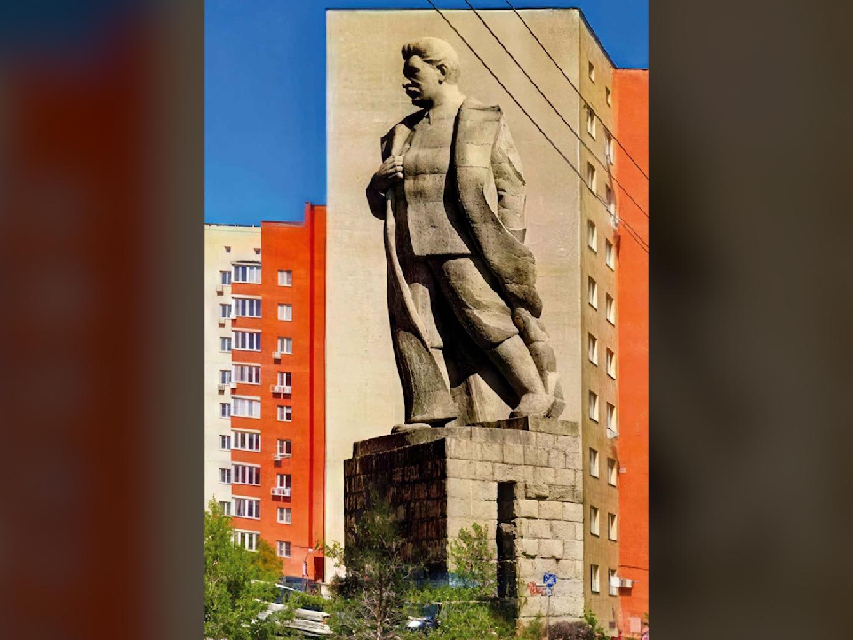 Художник-урбанист разработал проект по возвращению памятника Сталину в Дубне