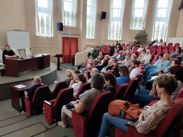 Жителям Лобни рассказали о возможностях жилищных сертификатов