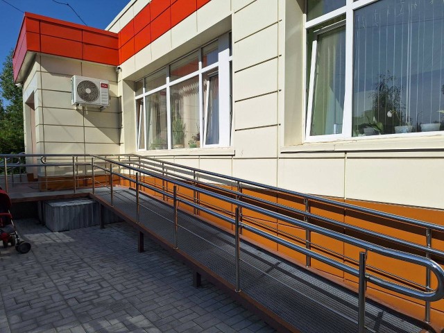 В Котельниках проверили, насколько мкр. Силикат удобен людям с ограниченными возможностями