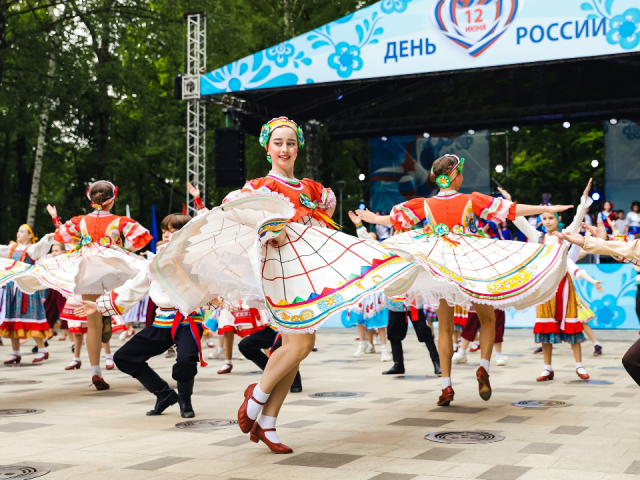 Фестивали народных ремесел, концерты и флешмоб: как Химки встретили День России
