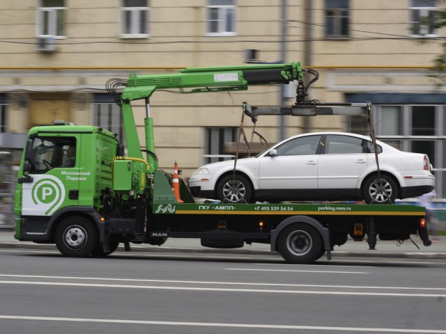 Число авто у мусорных баков в Подмосковье сократили вдвое при помощи ИИ