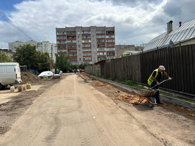 На улице Дачной сделают новый тротуар и обновят дорожное покрытие