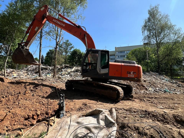 В Звенигороде начали снос аварийного пятиэтажного дома в санатории «Поречье»