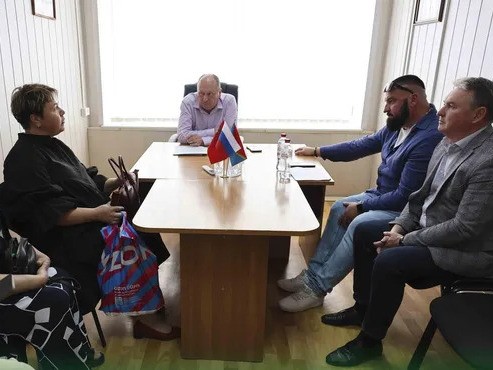 Замглавы Павловского Посада ответил на вопросы жителей о ЖКХ и тарифах на электричество