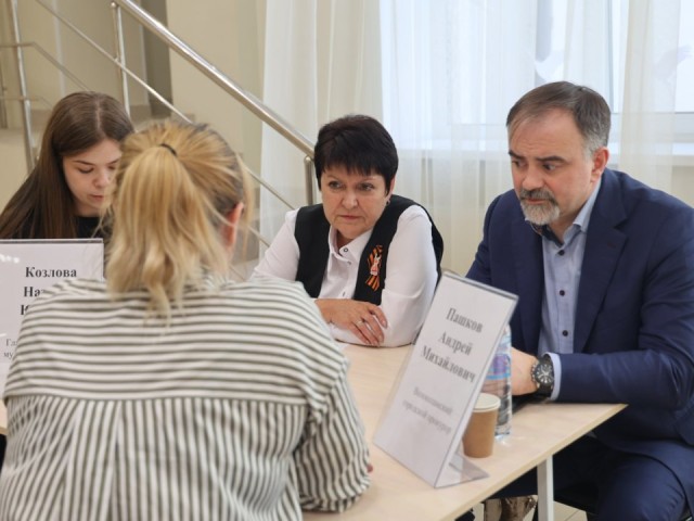Выездная администрация приедет к жителям Сычева 25 июня