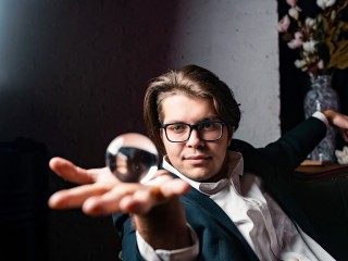 Магов из Серпухова пригласили на фестиваль иллюзионного искусства