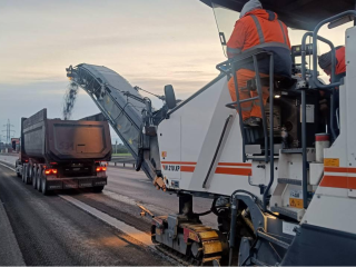 Работы по замене покрытия трассы М-2 «Крым» в Подмосковье завершатся в августе