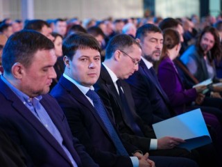 Рособрнадзор организует ЕГЭ для чиновников
