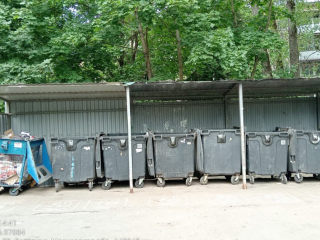 Контейнерную площадку на Клубной в Селятине привели в порядок после жалоб