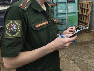 Повестки в военкомат выдали продавцам на рынке в Краснознаменске