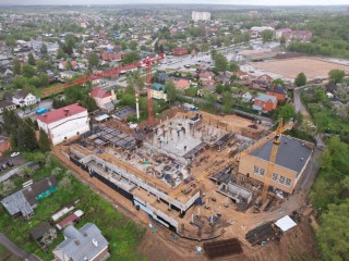 Появились кадры строительства спортшколы в Клину с высоты птичьего полета