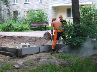 Новые парковки и дороги начали делать в Черноголовке на Центральной улице