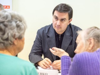 Глава Реутова обсудил с жителями работу общественного транспорта