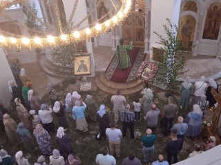 Веры в чудо пожелал горожанам на Троицу глава Краснознаменска