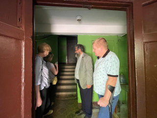Элементы доступной среды создадут в домах щелковских ветеранов СВО