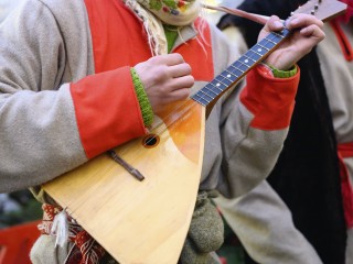 На «Поющем балконе» в Истре сыграют и споют для горожан
