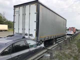 Спасатели оказали помощь пострадавшему в ДТП на трассе М-10 в Солнечногорском округе