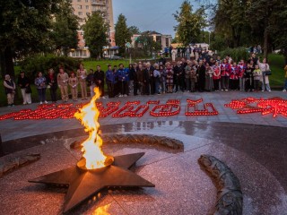В Ленинском округе прошла акция «Свеча памяти»