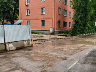Когда восстановят асфальт у дома №22 в микрорайоне Ковровом
