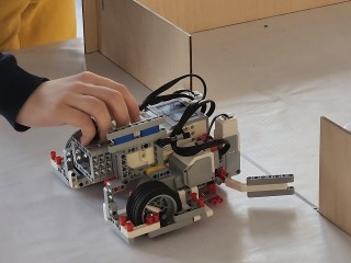 Робототехники из Мытищ в августе поучаствуют во всемирных соревнованиях в Пекине