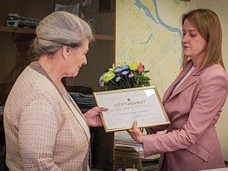 Первый в этом году сертификат на переселение из аварийного жилья вручили в Бронницах