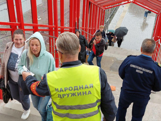 В Серпухове раздали 100 памяток о безопасности на железнодорожных путях