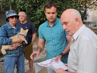 Как прошла выездная администрация для жителей Центральной улицы и Школьного бульвара