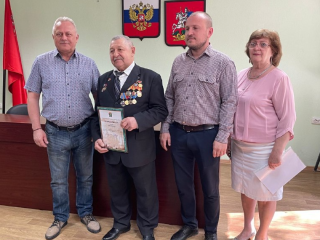 Жителя и общественника из Селятина поздравили с 75-летием