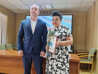 Соцработник Наталья Степанова получила благодарность главы округа