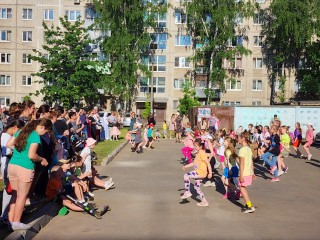 Танцами, песнями и призами отметят соседский праздник в Середе