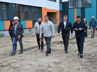В Серпухове ход ремонта школ и детских садов проверили инспекторы