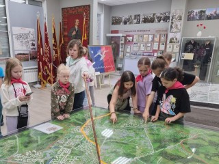 Дети из Лобни весело проводят лето в лагерях на базе городских школ