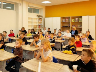 Пожарные провели «Урок безопасности» для детей пришкольного лагеря