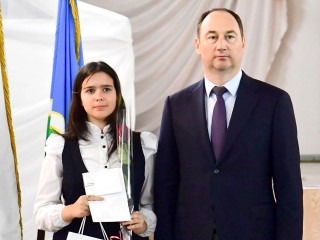 Это должно запомниться: торжественная церемония вручения паспортов состоялась в ДК «Металлург»