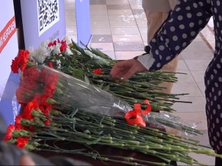 Мемориальную доску в честь бойца СВО Котенкова открыли в Первомайской школе
