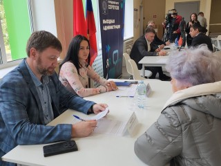 В Шараповой Охоте отремонтируют дорогу и обновят детскую площадку