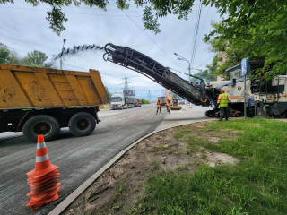 Новые парковки обустроят на улице Мира до конца июня