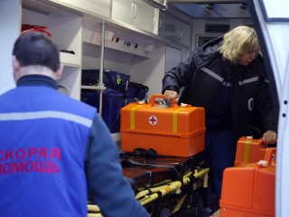Два пассажира частного микроавтобуса попали в больницу после ДТП под Чеховом