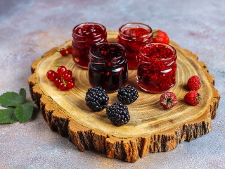 Бабушкины банки проиграли: почему варенье на зиму — это пережиток прошлого