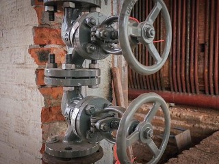 В котельной на улице Красной в Бронницах монтируют новое оборудование