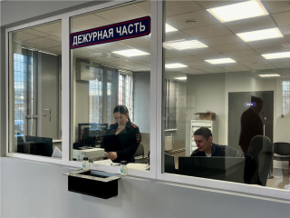 Потерявшуюся в Дзержинском женщину с деменцией передали родственникам